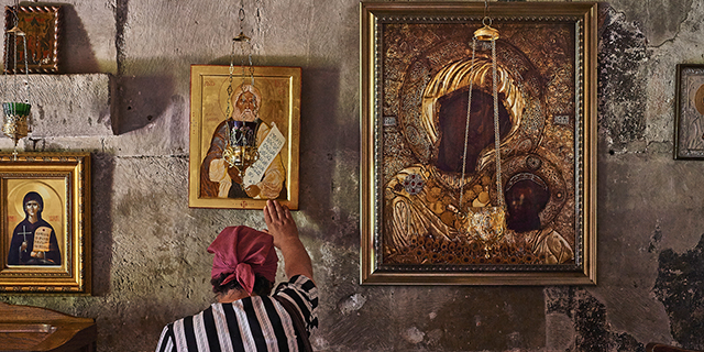 Î‘Ï€Î¿Ï„Î­Î»ÎµÏƒÎ¼Î± ÎµÎ¹ÎºÏŒÎ½Î±Ï‚ Î³Î¹Î± old woman orthodox church